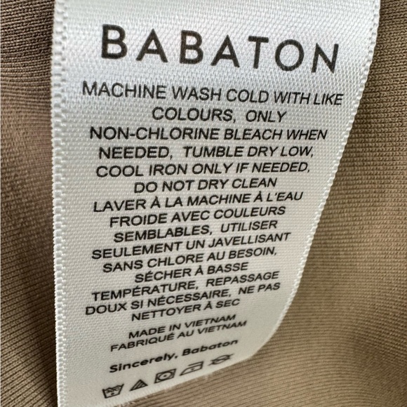 Aritzia Babaton Contour Mockneck Longsleeve Bodysuit in Clay Size 1x - Picture 12 of 15